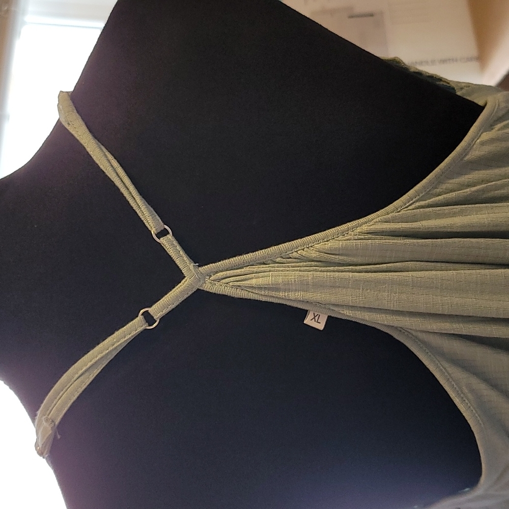 Maurice's Light Green Camisole.   Size XL. - Picture 3 of 5